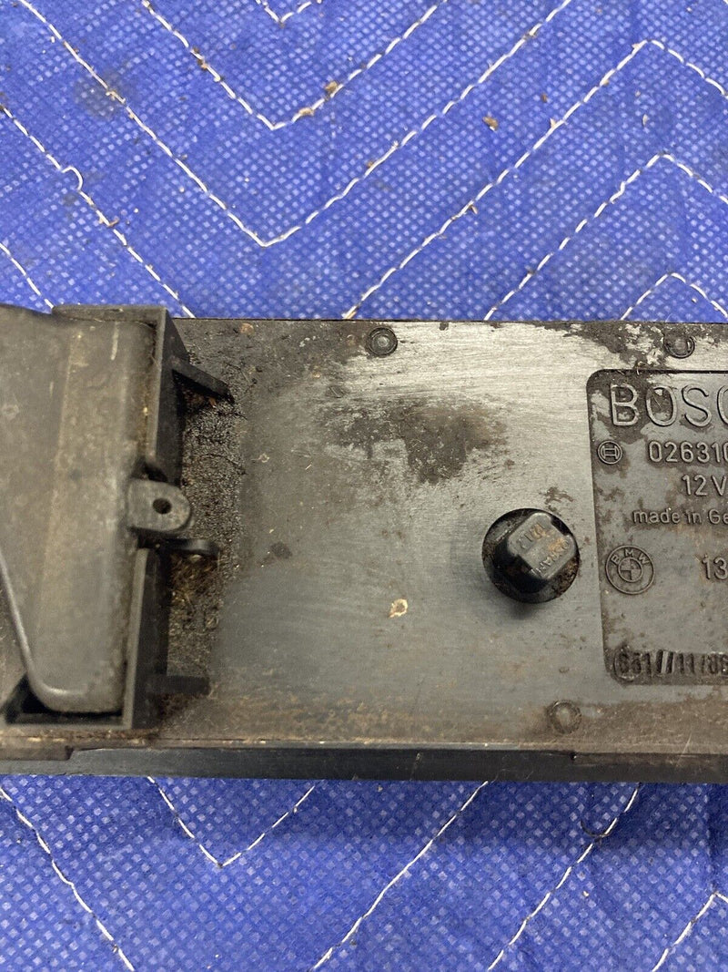1984-1991 BMW 318i 325i E30 Info Information Monitor Bosch 1375749 OEM #2557M