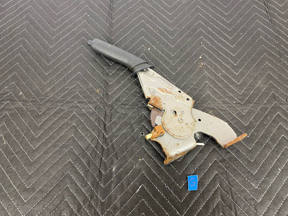 2009-2010 Pontiac Vibe Parking Brake Lever Emergency Brake Handle OEM #3085E