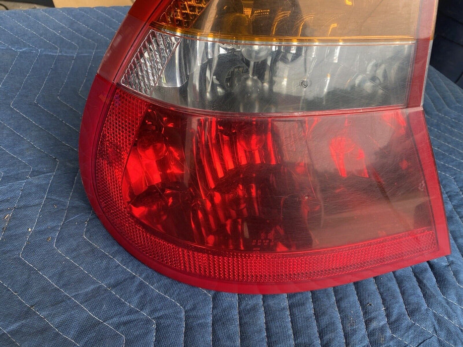 2001-04 Chrysler 300M OEM Left Driver Side Rear Tail Light Panel Assembly #16MC