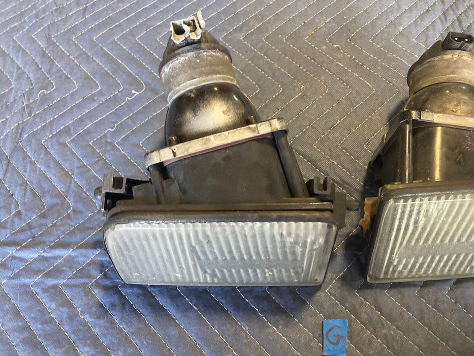 1988-1996 BMW E34 5 Series 525i 535i Projector Fog Light Left Right OEM #2048M