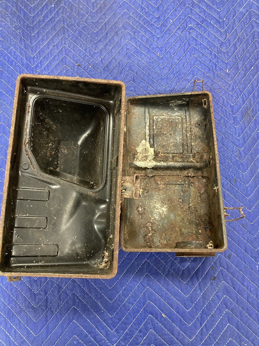 1984-1991 BMW 318i 325i E30 Air Box Top And Bottom 1278441 OEM #2717M