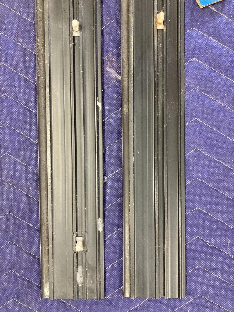 1984-1991 BMW 318i 325i E30 Sill Plate Trim Step Door Pair Guard OEM #2515M