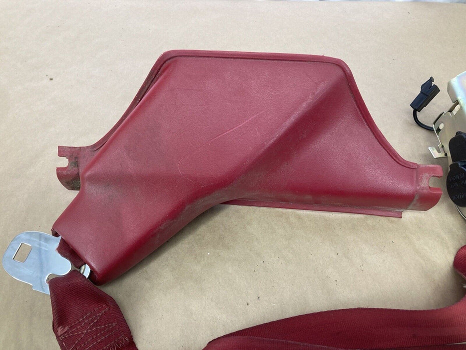 1976-1979 Cadillac Seville Left Front Seat Belt Retractor Red Driver OEM #1795M