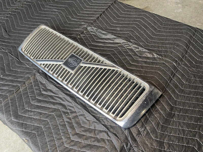 1995-1997 Volvo 960 S90 V90 Front Grill Emblem Grille 9126605 OEM #1783E
