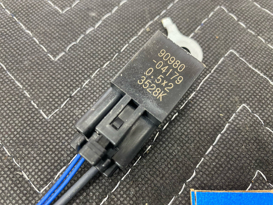 2009-2010 Pontiac Vibe Working Current Module Relay 90980-04179 Plug OEM #3130E