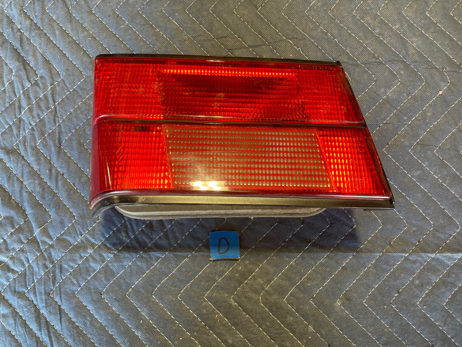 1988-1996 BMW E34 5 Series 525i 535i Left Rear Tail Light LH Trunk OEM #2018M