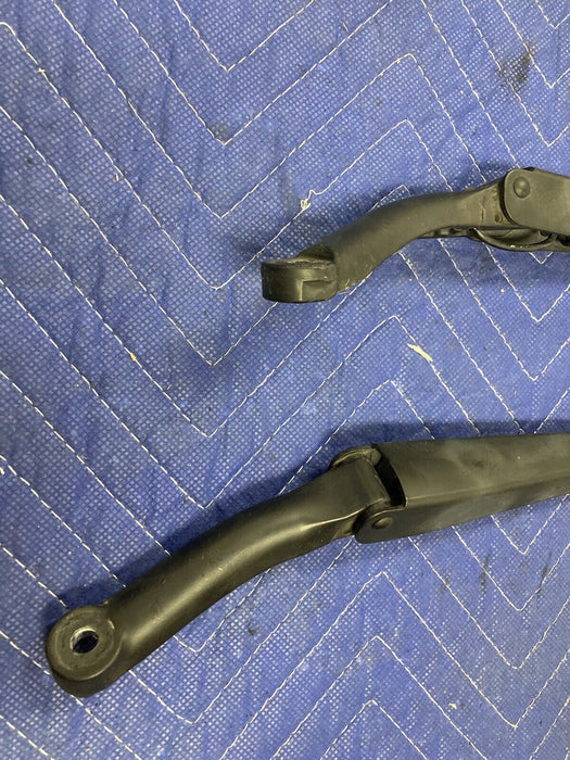 2004-2007 Volvo S60R V70R S60 Windshield Wiper Arms Pair Left Right OEM #2902M