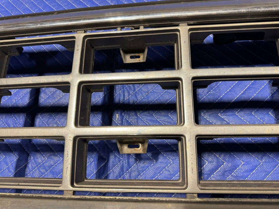 1983-1988 Ford Ranger Bronco II Chrome Grille Complete OEM #3173E