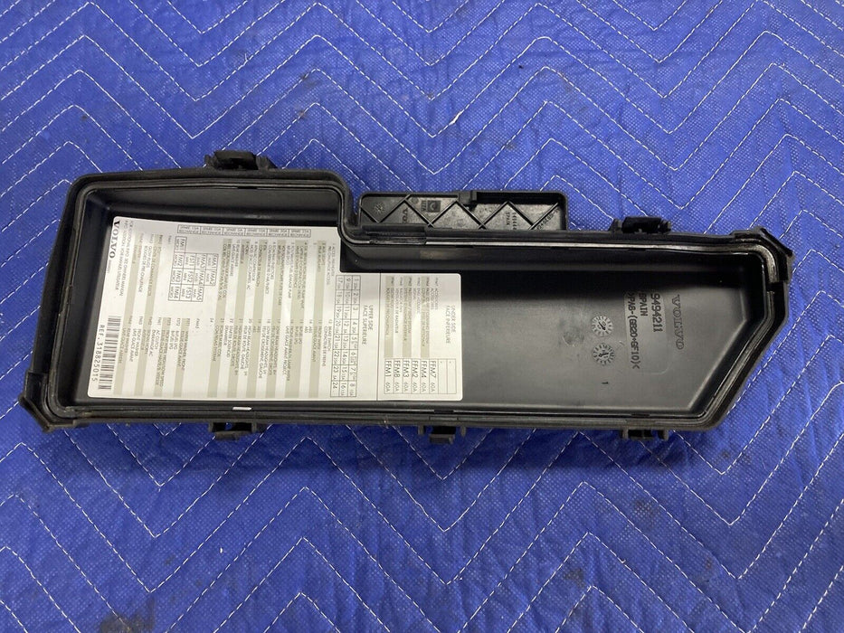 2004-2007 Volvo S60R V70 2.4l Fuse Box Cover Lid Cap 9494211 OEM #2758M