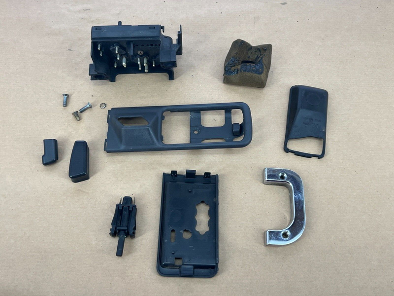 1979-1985 Mercedes 300SD W126 Front Passenger Right Door Hardware OEM #294EM