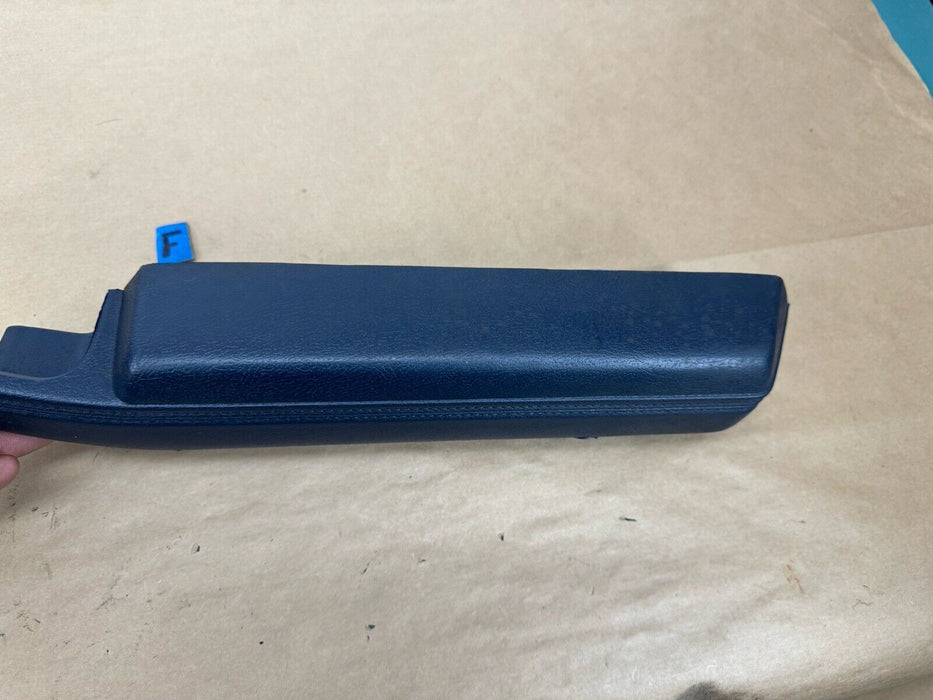 1978-1982 Corvette C3 GM Right Passenger Side Door Arm Rest Blue OEM #3275E