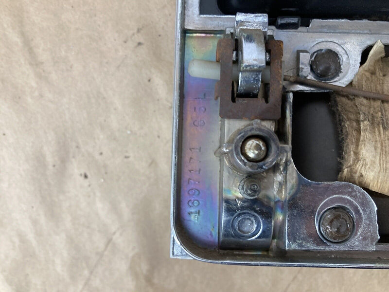 1976-1979 Cadillac Seville Left Front Door Handle Window Switch LH OEM #1789M
