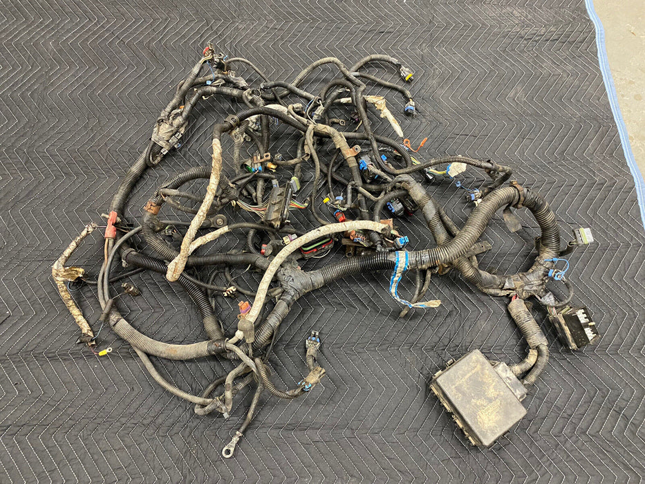 Chevy GM 1500 5.0L 5.7L V8 Engine Bay Wiring Harness 4L60E 5805 1998 OEM #2997E