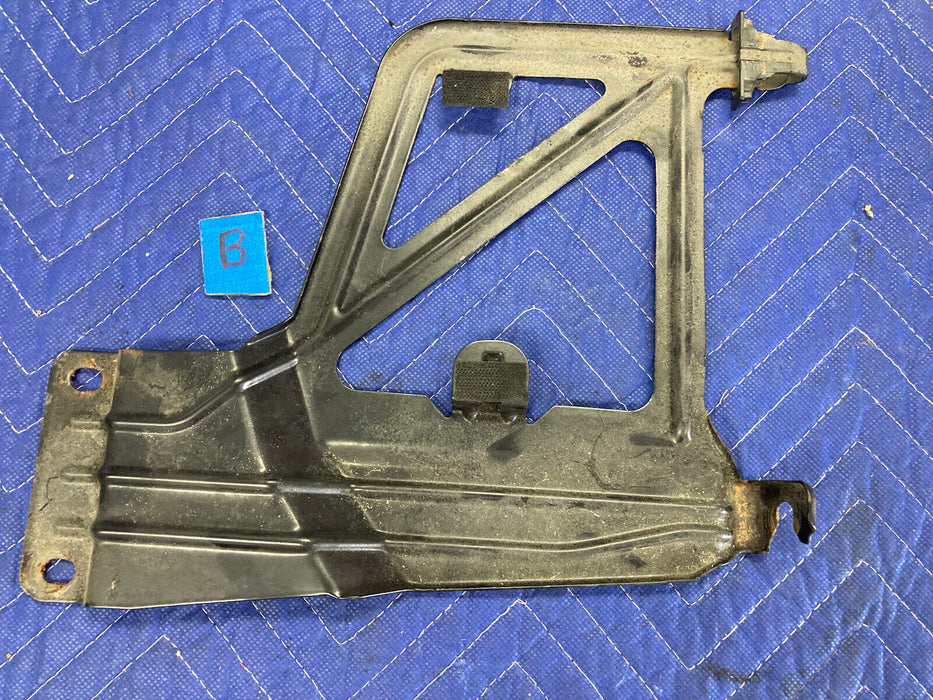 2004-2007 Volvo S60R S60 V70R Battery Bracket Trunk Rear 9459774 OEM #2866M