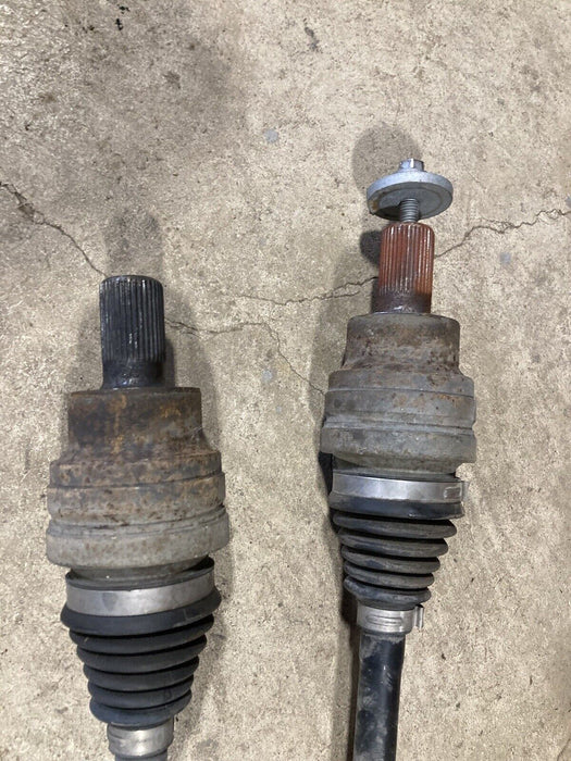 2004-2007 Volvo S60R S60 V70R Rear CV Shaft Axle Set Joint Pair OEM #2884M