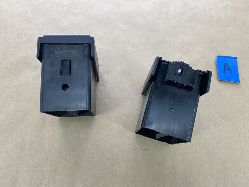 1986-1993 Volvo 240 244 245 Front Dash AC Heat Vent L & R Black Pair #2710E