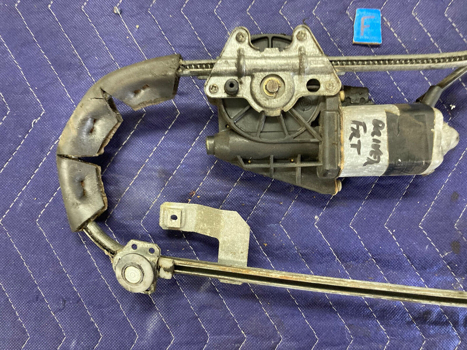 1984-1991 BMW 318i 325i E30 Left Front Sedan Window Regulator Motor OEM #2601M