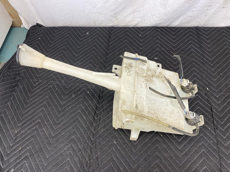 2009-2010 Pontiac Vibe Washer Fluid Reservoir Tank Jug & Pumps 19184593 #3066E