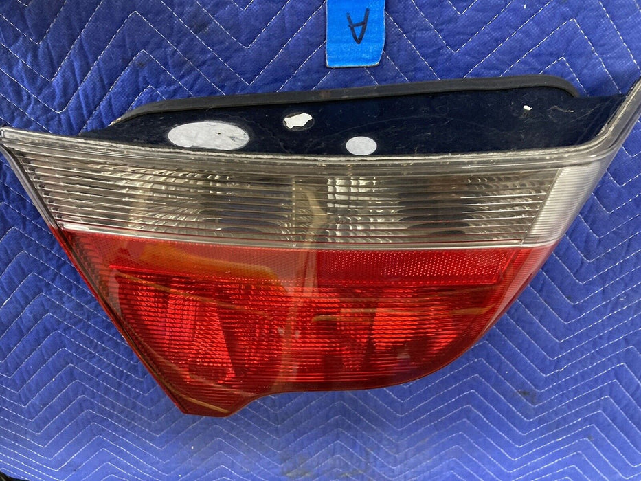 2004-2007 Volvo S60R S60 Tail Light Assembly Brake Left 8664081 OEM #2753M