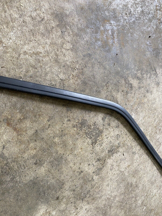 1984-91 BMW 3 Series E30 Sedan Front Left Driver Door Trim Exterior 325ix #765E