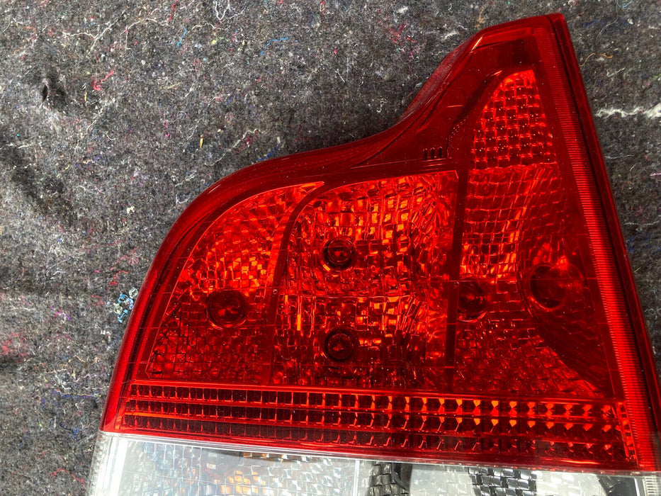 2005-2007 Volvo S60R S60 V70 R Tail Light Assembly Brake Left 161015 OEM #1209M