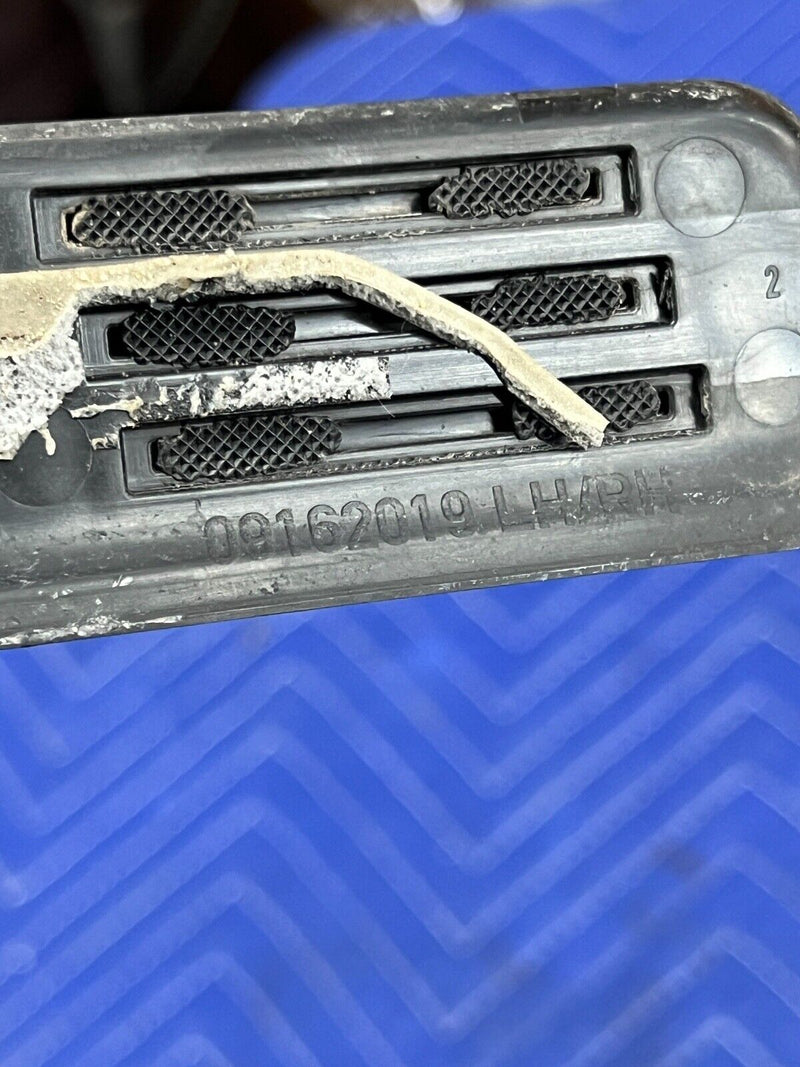 2005-2007 Volvo S60R V70R LH & RH Front Door Sill Scuff Plate Trim OEM #1059EM