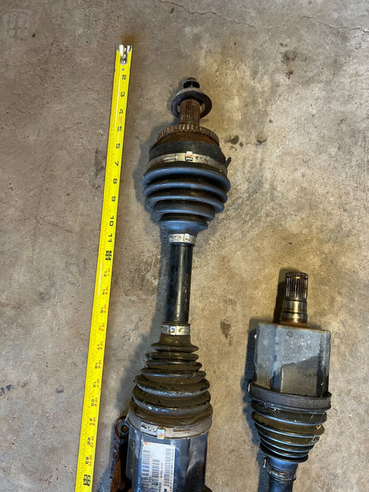 2005-2007 Volvo S60R V70R Pair LH & RH Front CV Axle Shaft Auto Trans OEM #979EM