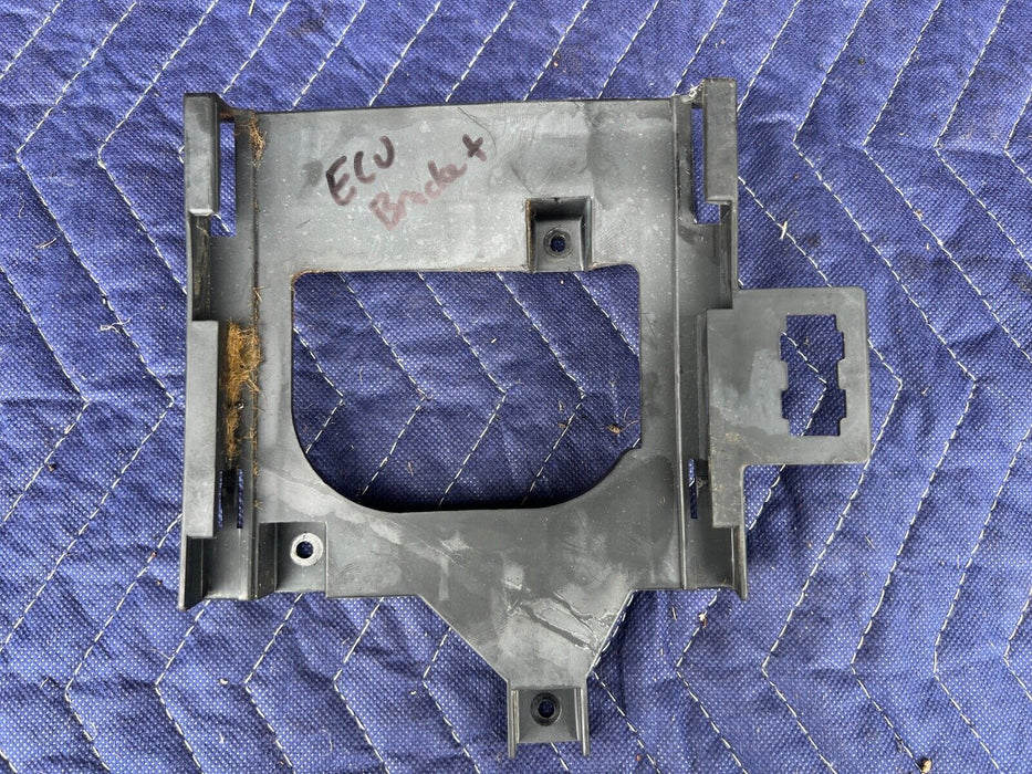 1979-1985 Mercedes 300SD W126 ECU Console Support Bracket 1265462543 OEM #364EM