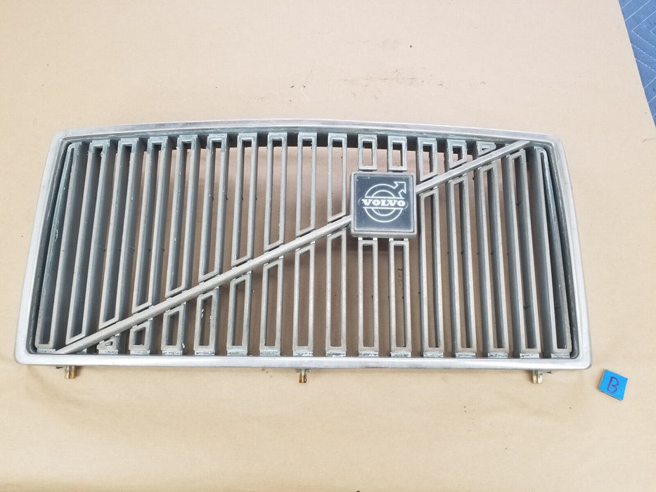 1978-1985 Volvo 240 244 245 Square Quad Headlight Coffin Hood Grille OEM #2638E