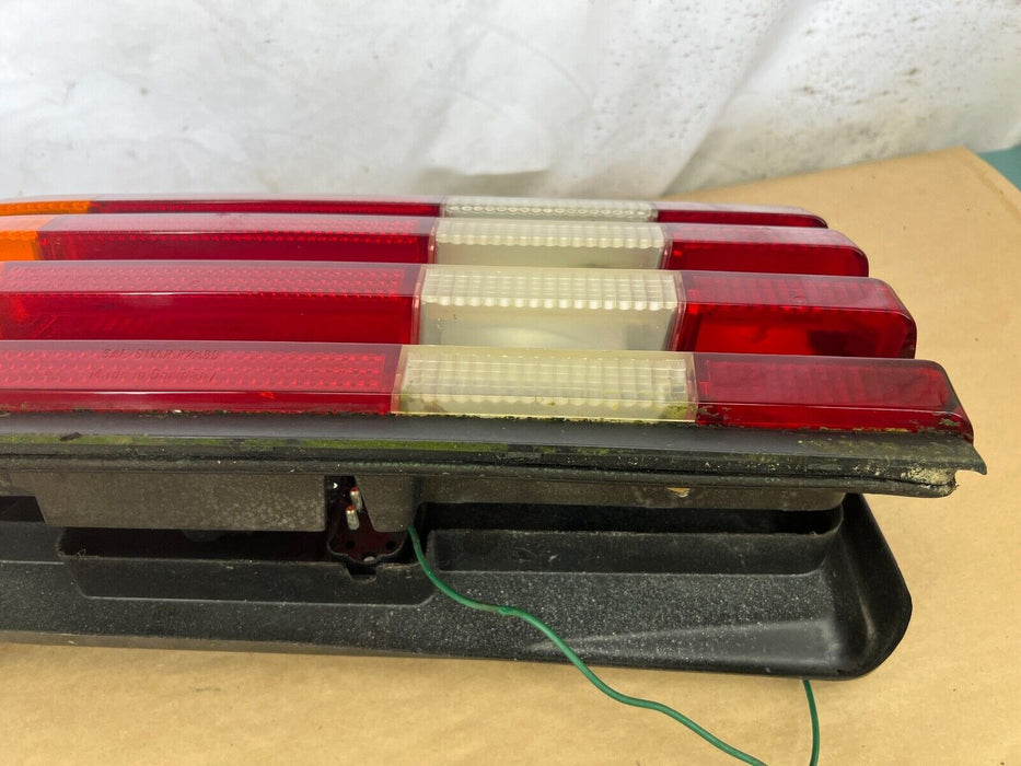 1979-1985 Mercedes 300SD W126 Left Rear Tail Light Assembly Lamp OEM #287EM