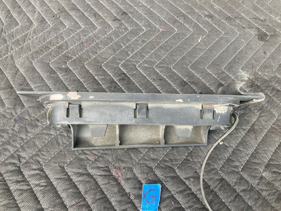 1982-1994 BMW E30 318i 325i Door 1922742 Trunk Air Vent Duct Pressure OEM #2264M