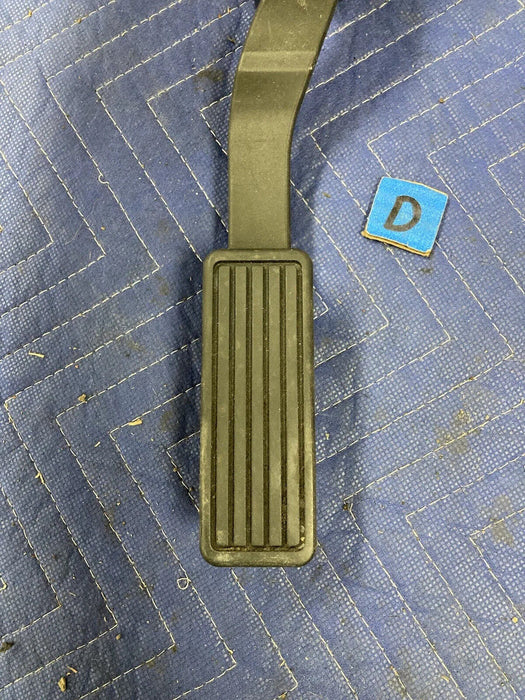 1998-2005 Land Rover Freelander Gas Pedal Accelerator SAB500080 OEM #3005M