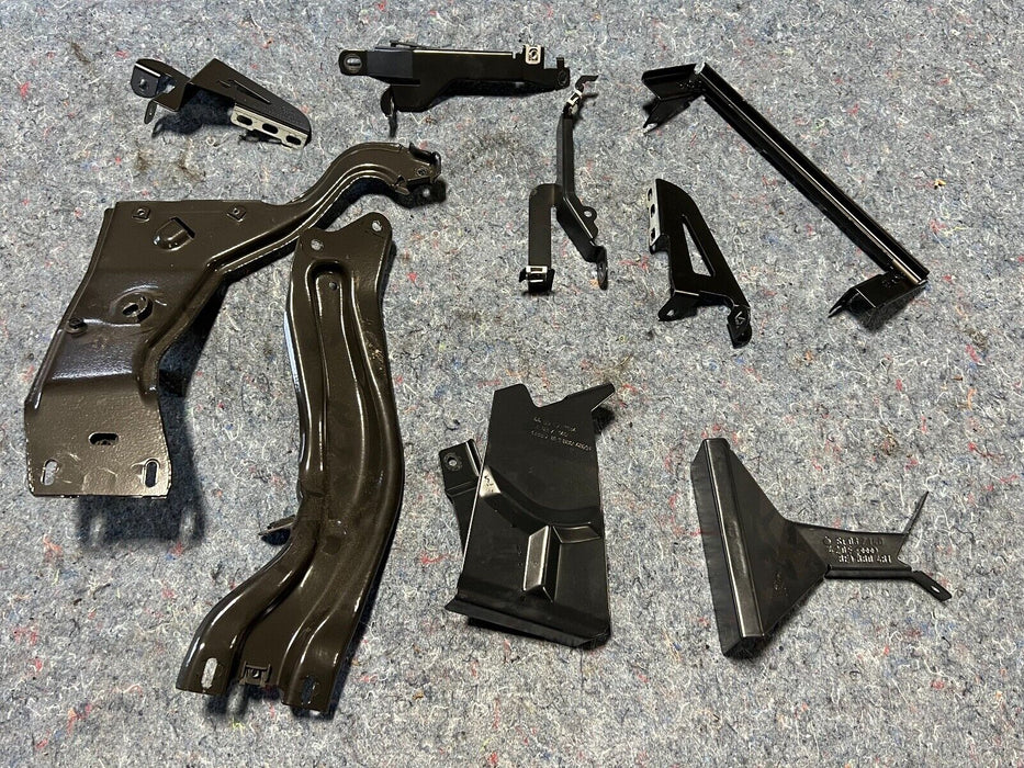 02-08 Audi A4 B6 Sedan Dash Bracket Set 8E1880482B 8E1857319B OEM #167EM