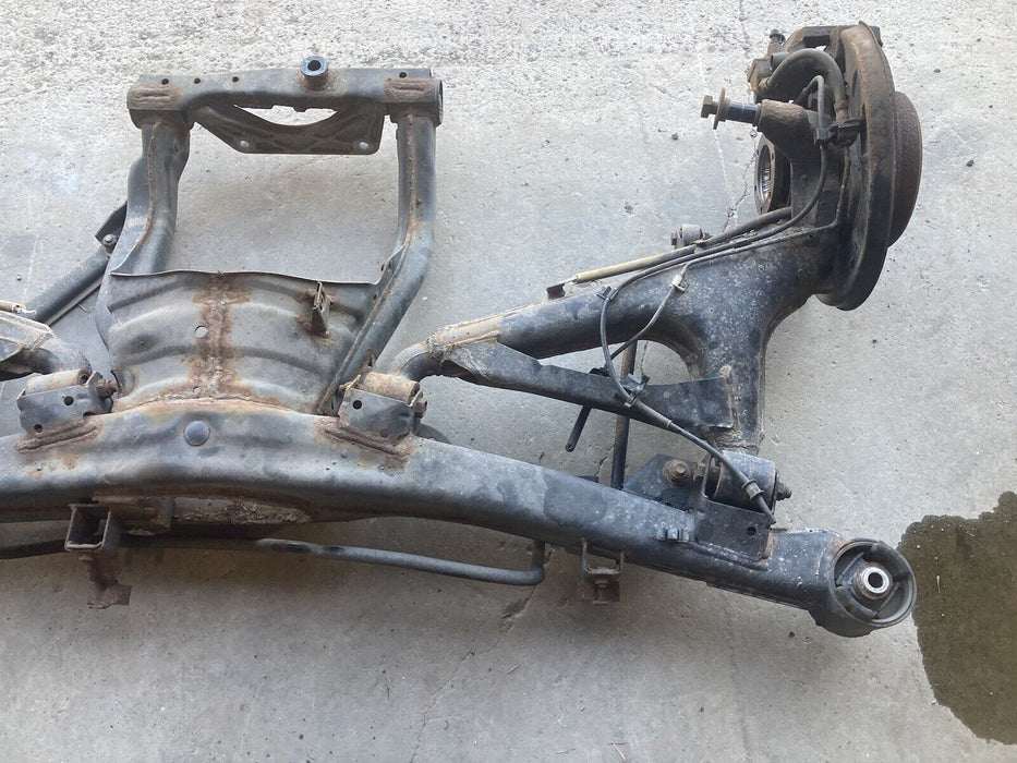 1988-1996 BMW E34 5 Series 525i 535i Rear Axle Assembly Carrier OEM #1918M