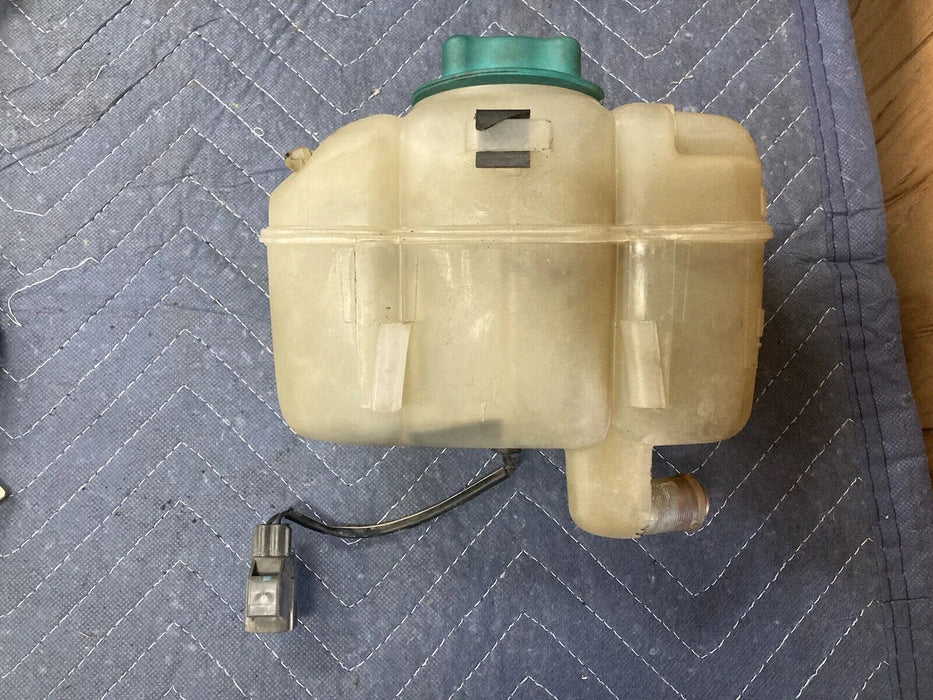 2005-2007 Volvo S60R S60 V70R Coolant Reservoir Tank Antifreeze ￼OEM #1549M