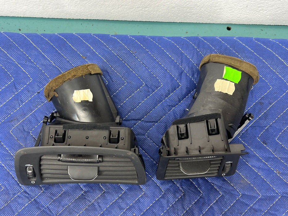 2005-2007 Volvo S60R V70R Front LH & RH Dash Heat A/C Climate Vent Set OE#1313EM