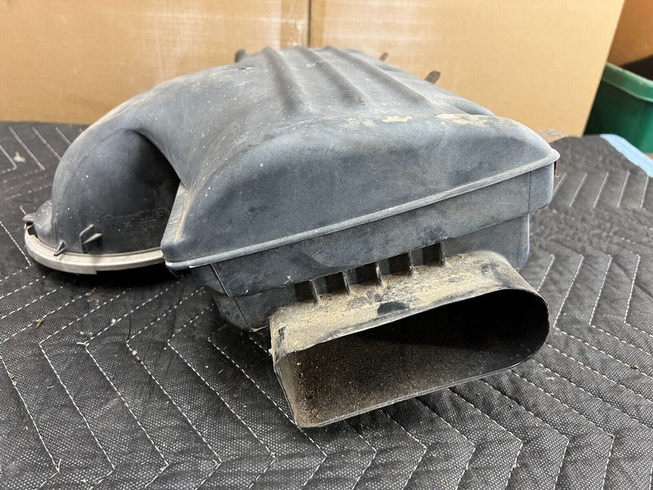 1998-2001 Dodge Ram 1500 Air Filter Cleaner Housing Box Assembly OEM #737EM