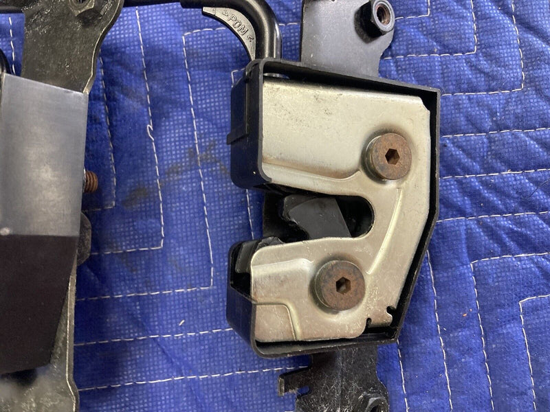 2004-2007 Volvo S60R V70R Seat Backrest Release Pair 1230603 LH RH OEM #2855M