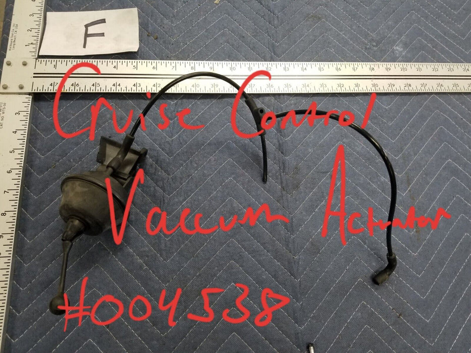 1998-2000 Volvo V70 V70R Wagon OEM 004538 Cruise Control Vacuum Actuator #401AN