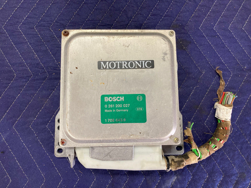 1984-1991 BMW 318i 325i E30 ECU Engine Control Unit Green 0261200027 OEM #2524M