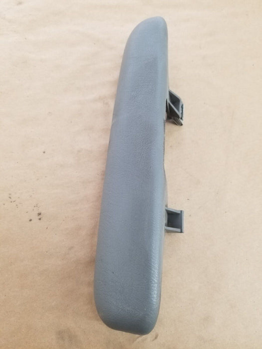 2005-2007 FORD F-350 F350 OEM REAR LEFT UPPER DOOR STRIKER TRIM PANEL #665CN