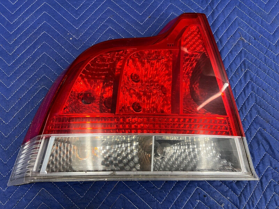 2005-2007 Volvo S60R V70R Driver Left LH Rear Brake Tail Light Lamp OEM #1018EM