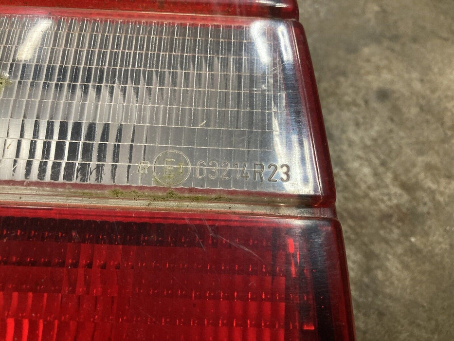 88-91 BMW E30 325ix Left Tail Light Break Reverse Lamp 6321385381 #37M