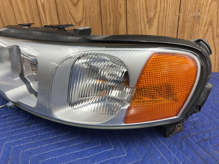 2005-2007 Volvo S60R V70R Driver LH Left Headlight Lamp 30698823 OEM #1198EM