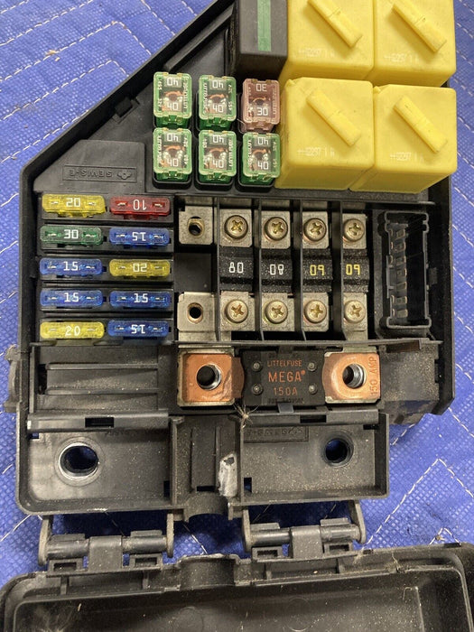 1998-2005 Land Rover Freelander Engine Bay Fuse Box Relay YQE000290 OEM #3000M