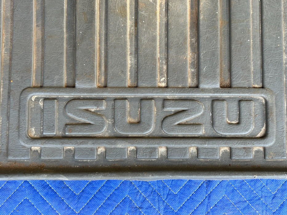 1998-2002 Isuzu Trooper Rear Cargo Liner Trunk Floor Rubber Cover Mat OEM #930EM