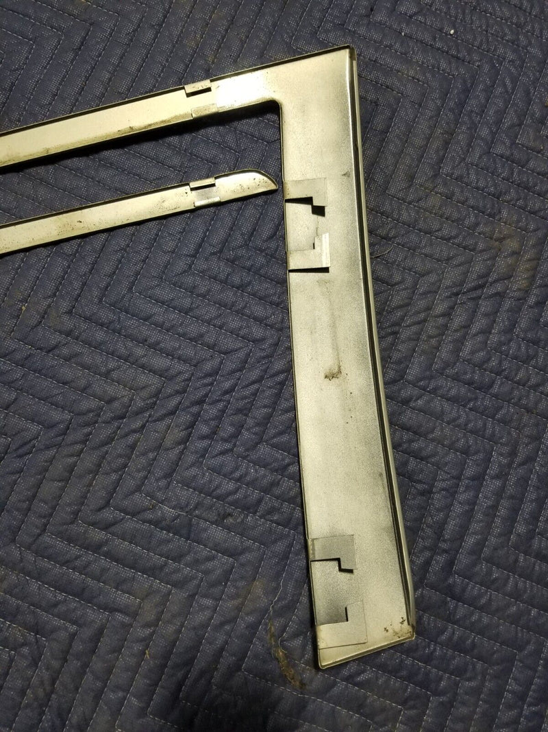 1998-2000 Volvo V70 V70R Wagon OEM Rear Exterior Quarter Window Trim #334AN
