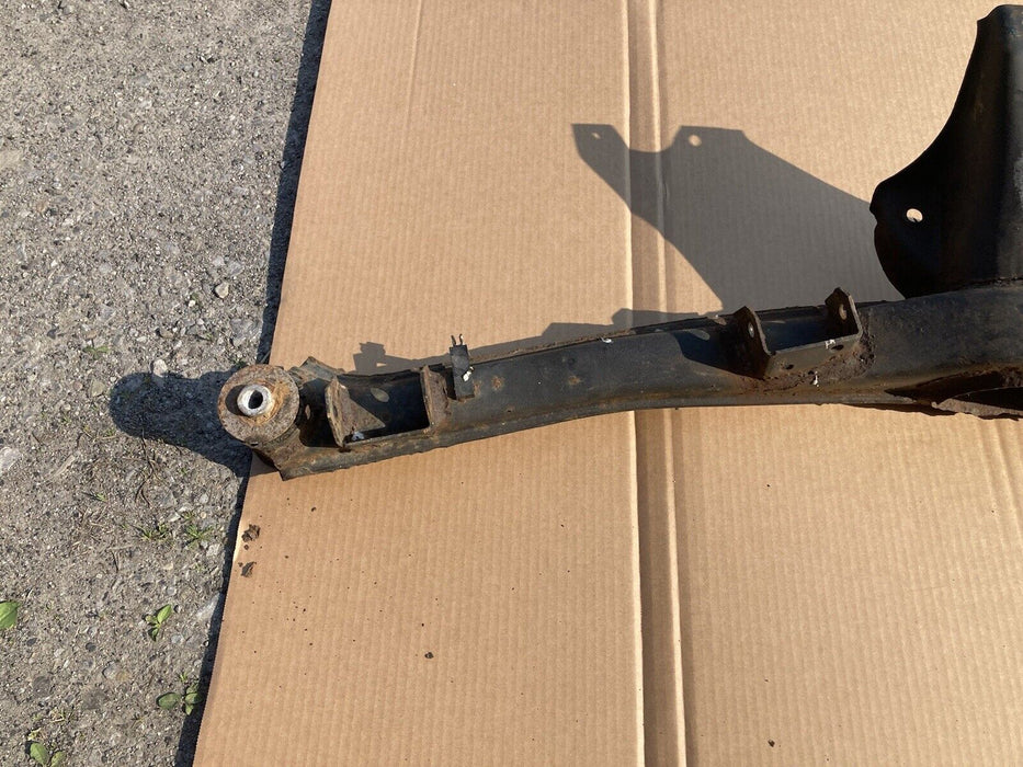 1982-1994 BMW E30 318i 325i Rear Axle Cross Member Carrier Housing OEM #2109M