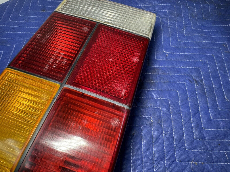 1979-1984 Volvo 240 242 244 Sedan 5 Panel Tail Light Left Rear Lamp OEM #3293E