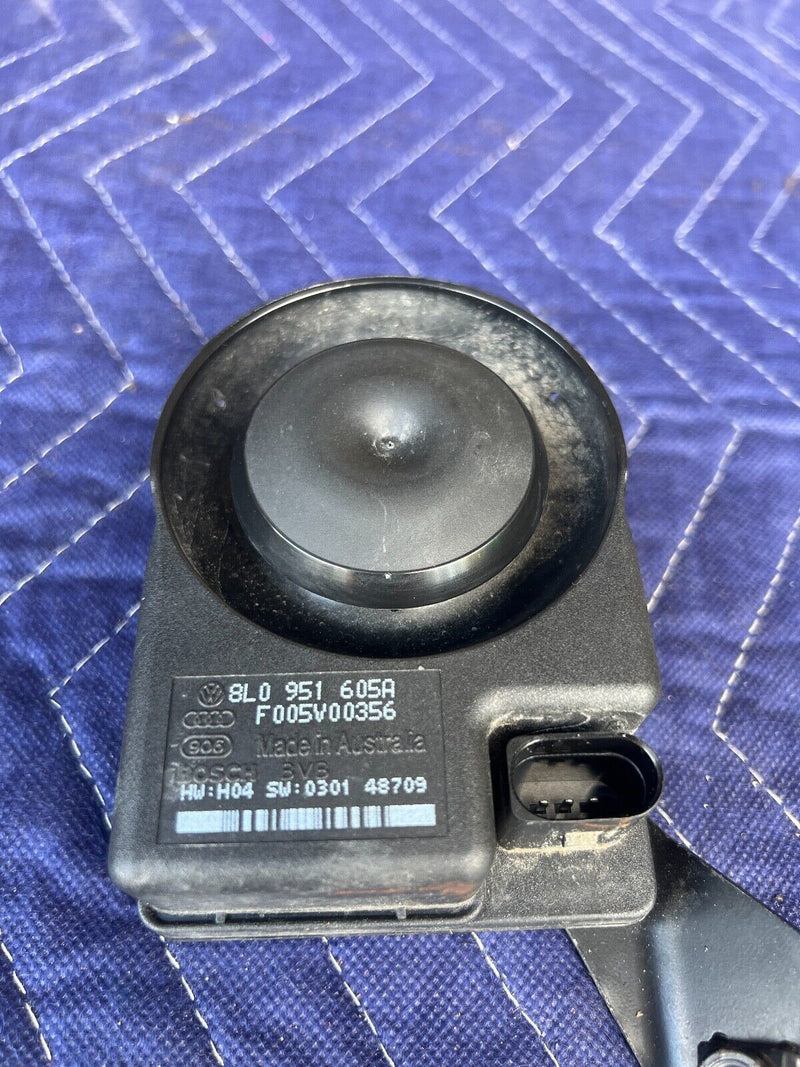 2003-2009 Audi S4 B6 B7 8E Anti Theft Alarm Horn Siren 8L0951605A OEM #650EM